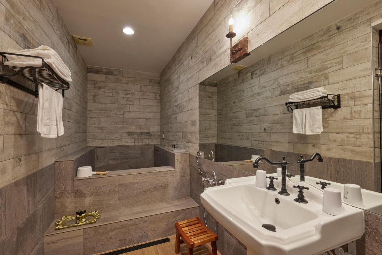 Kyokusui Hotspring Hotel Taipei Exterior photo